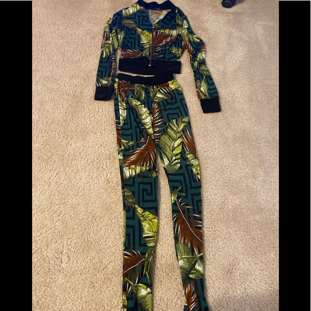 2pc pant set - Picture 4 of 4